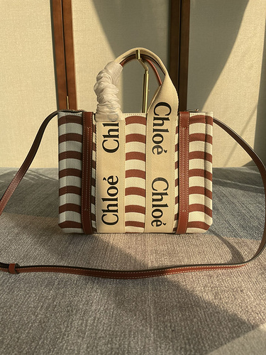 Chloe-51927bb3